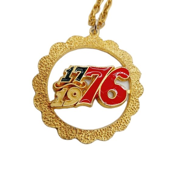 Rafaelian Necklace 1776-1976 Rpund Pendant Goldtone 2" 24" Chain - Picture 2 of 9